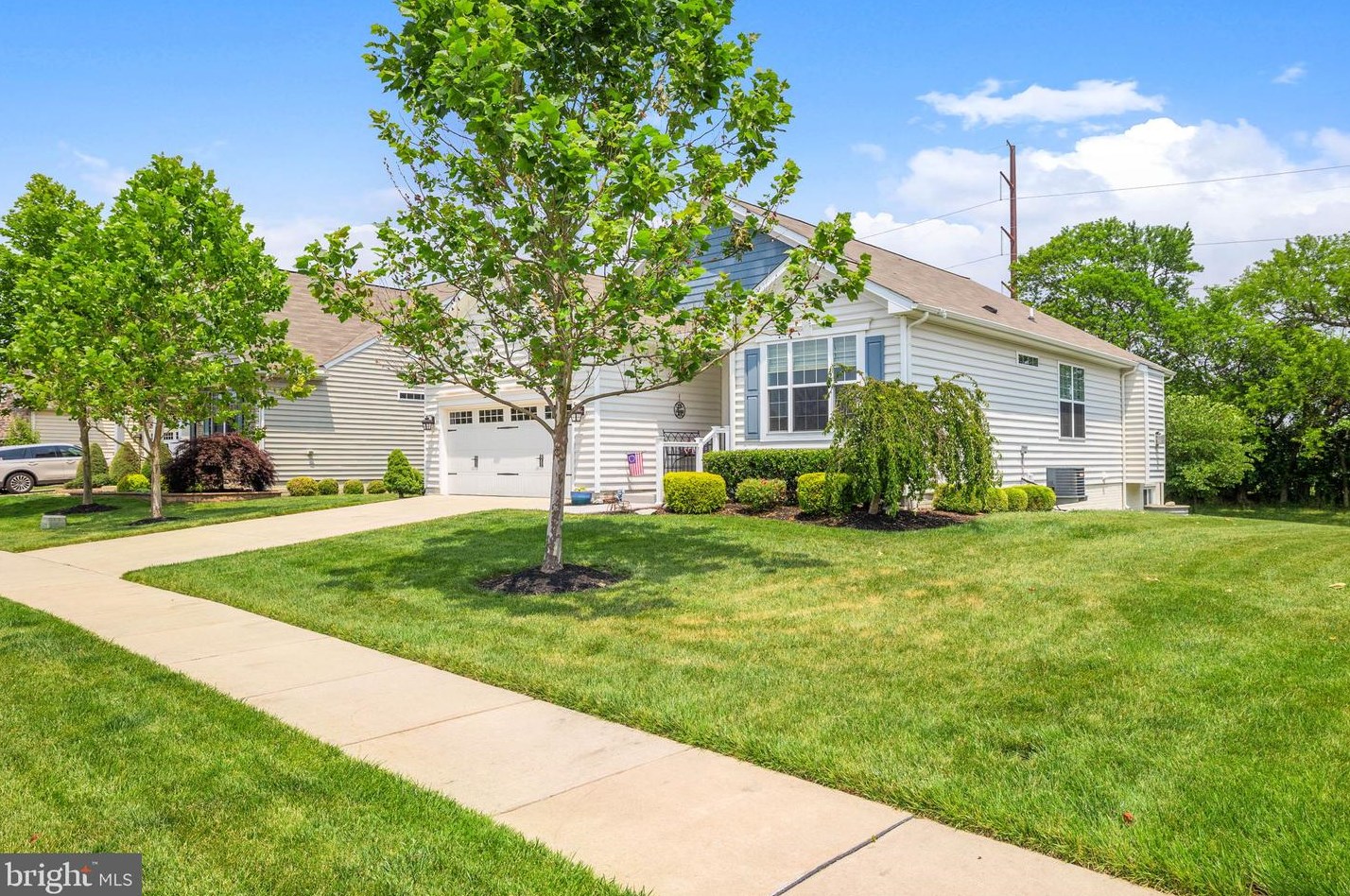 241 Silky Dogwood Ln, Middletown, DE 19709