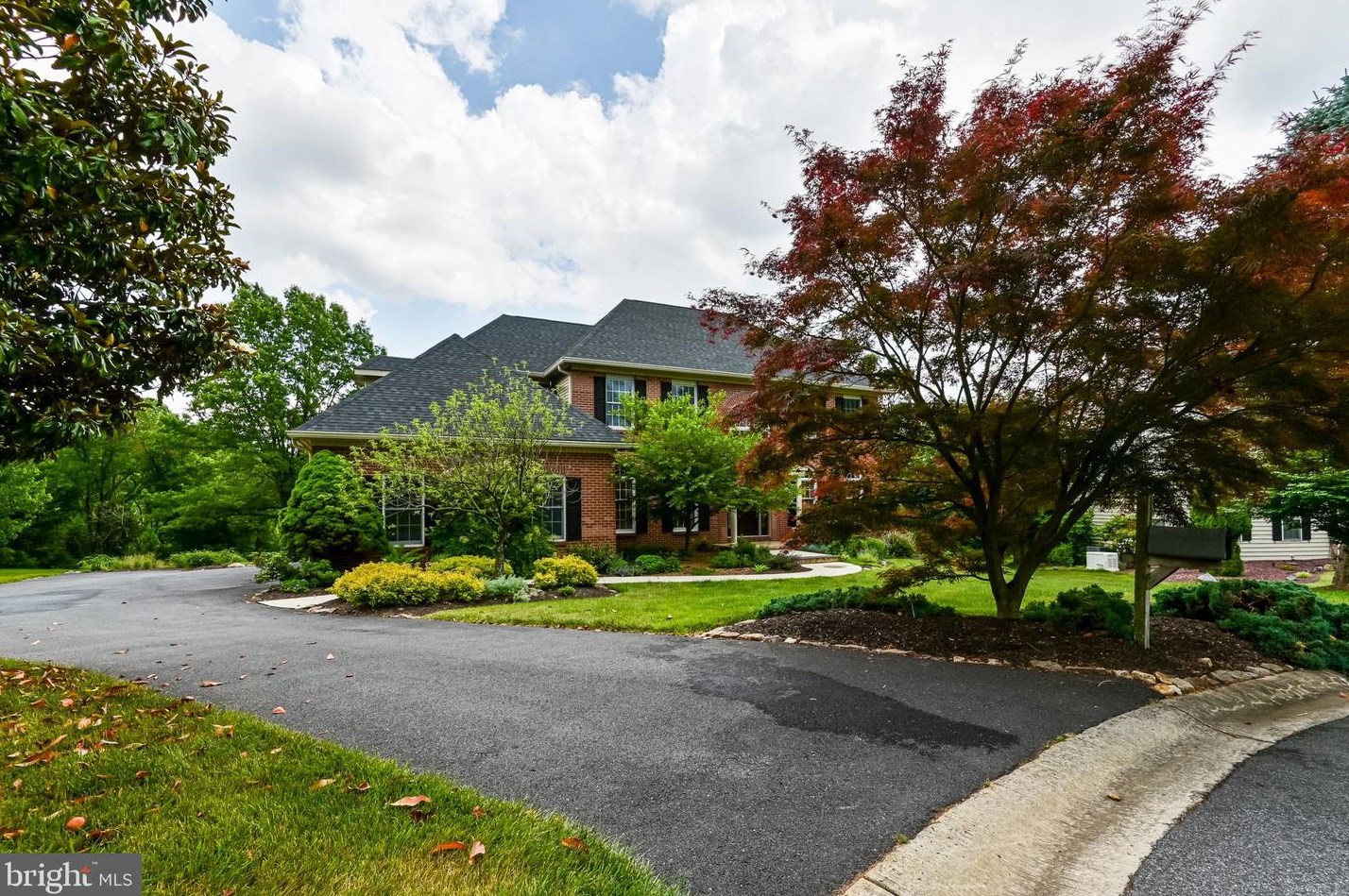 503 Ridgeview Dr, Hockessin, DE 19707