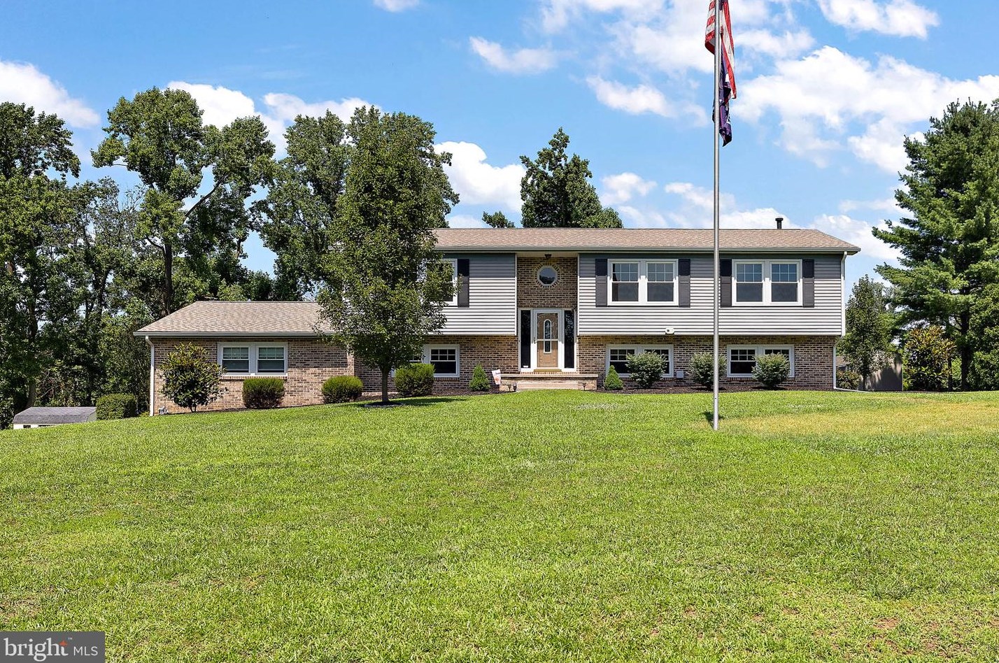 121 Crystal Run Dr, Middletown, DE 19709-6009