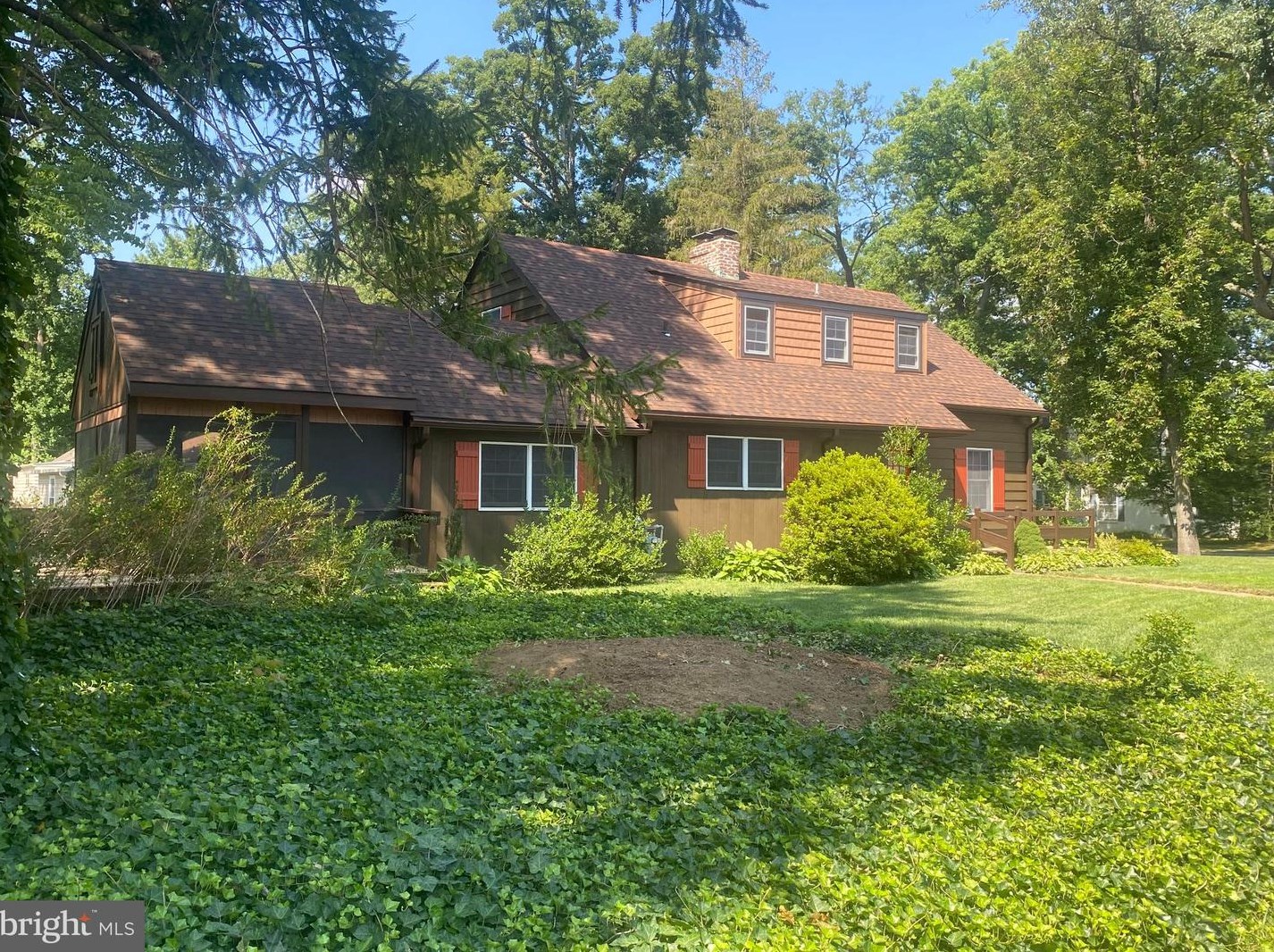 101 Bent Ln, Newark, DE 19711-3603