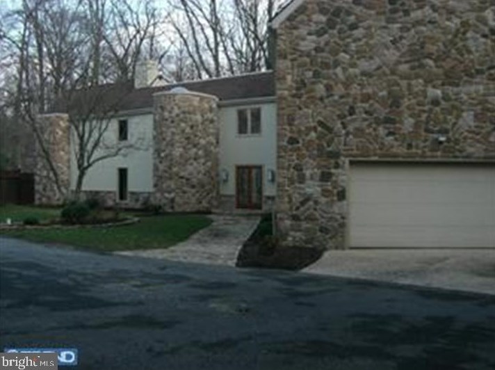 913 Barley Dr, Wilmington, DE 19807