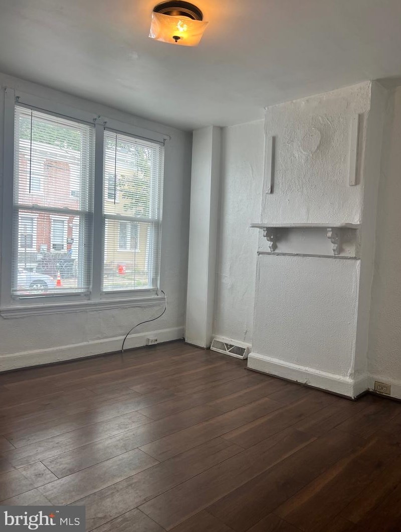 324 Townsend St, Wilmington, DE 19801