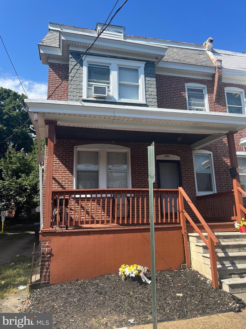 210 W 27th St, Wilmington, DE 19802
