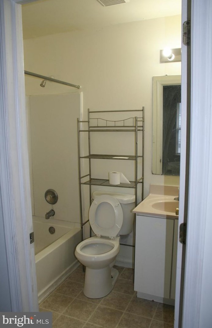 222 Liborio Dr, Middletown DE 19709-3107 exterior