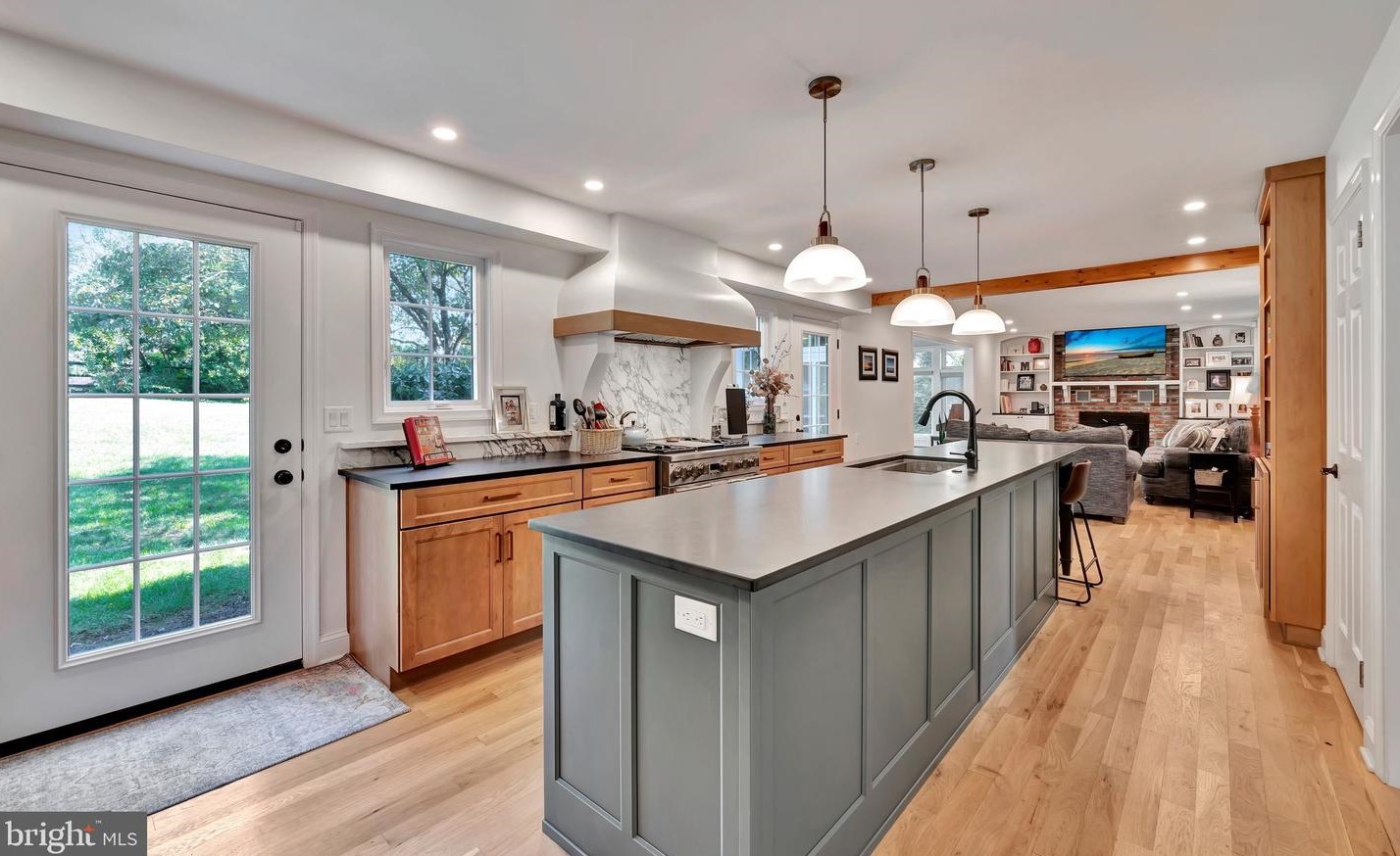23 Gates Cir, Hockessin, DE 19707-9686