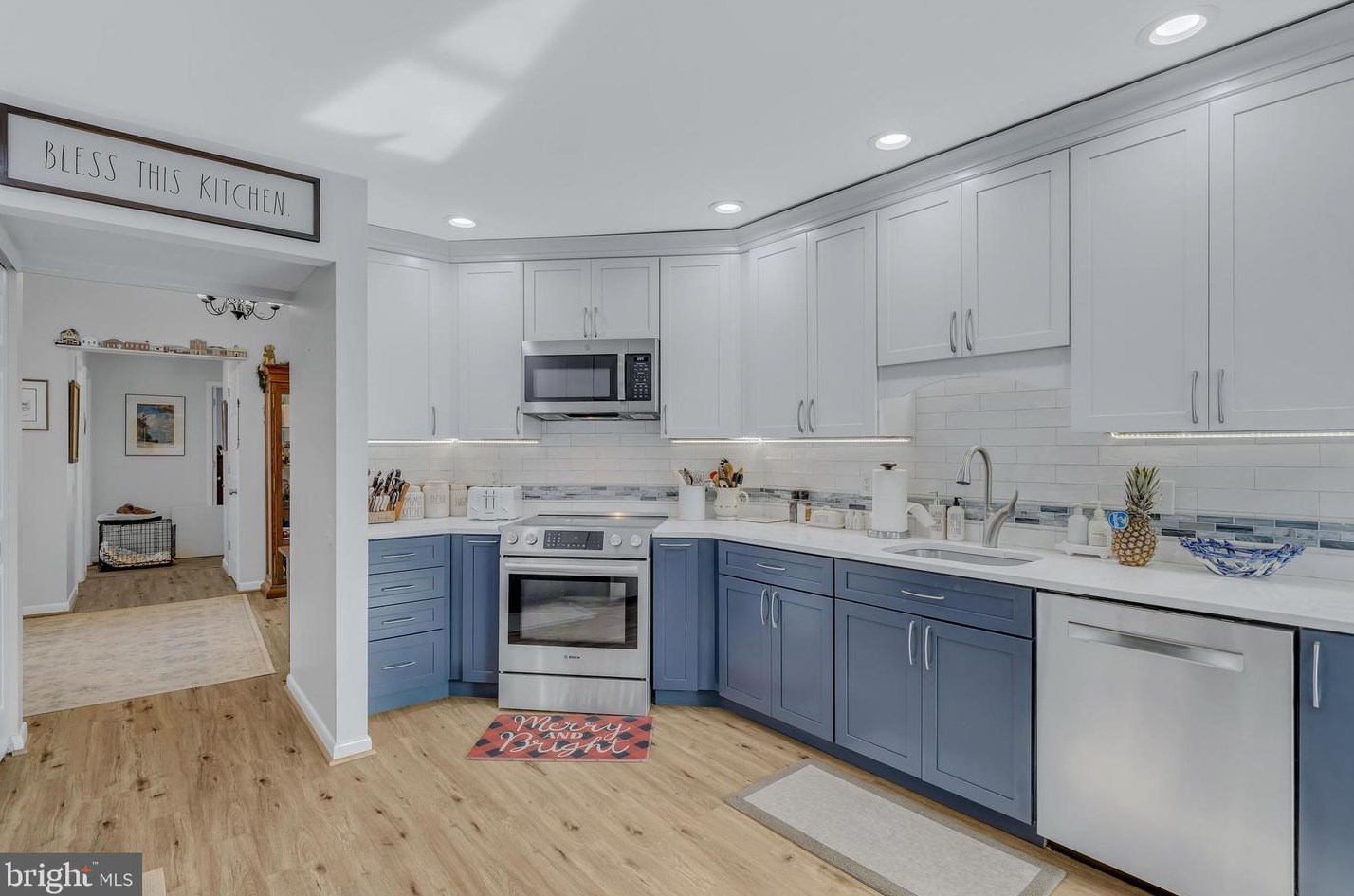 108 Buena Vista Dr, New Castle DE  19720-4662 exterior