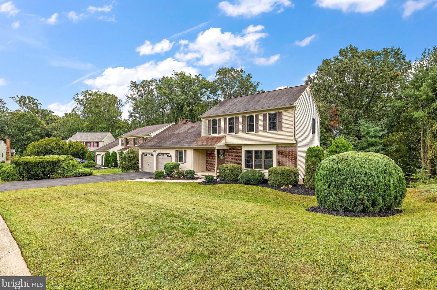 32 Pine Grove Ln, Hockessin, DE 19707-2013