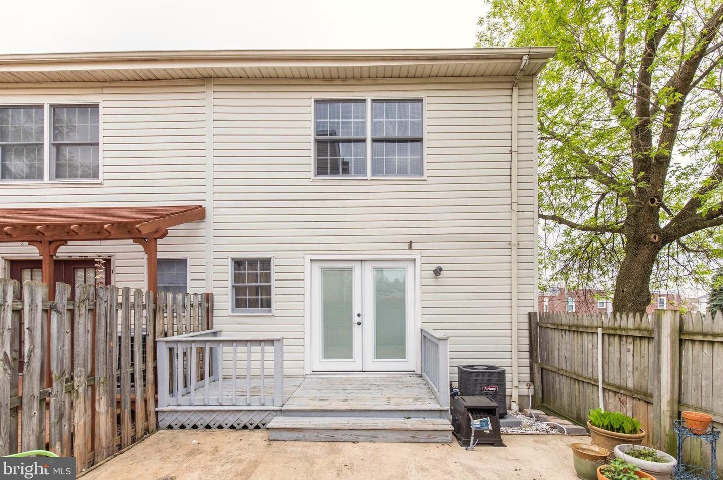 1209 Brown St, Wilmington, DE 19805