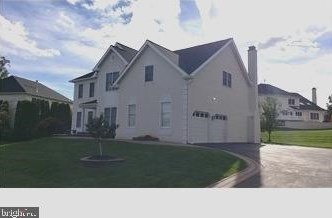 4 Amberfield Ln, Hockessin, DE 19707