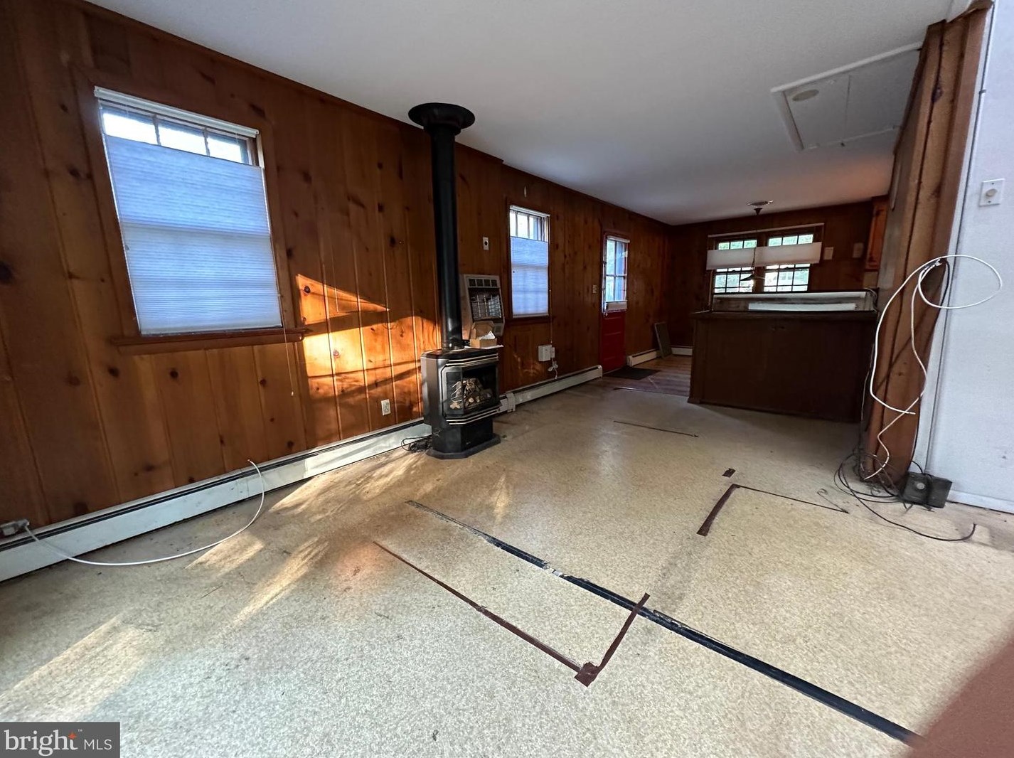 706 Brk Dr, Newark DE 19713-1309 exterior