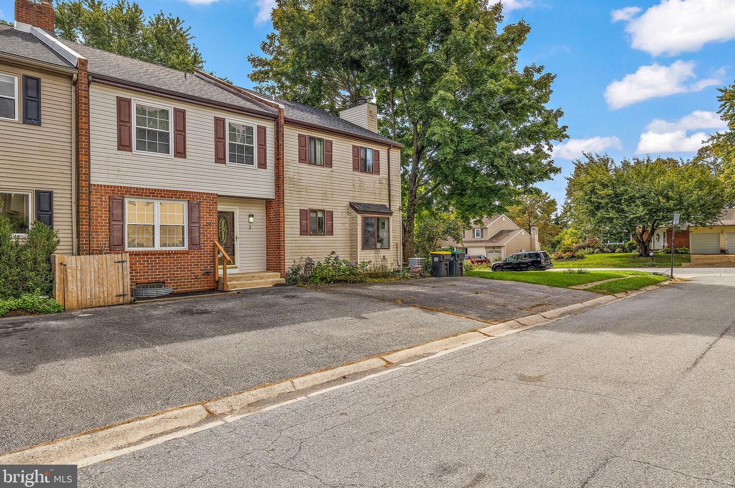 3 Cartier Ct, Newark, DE 19711-5951