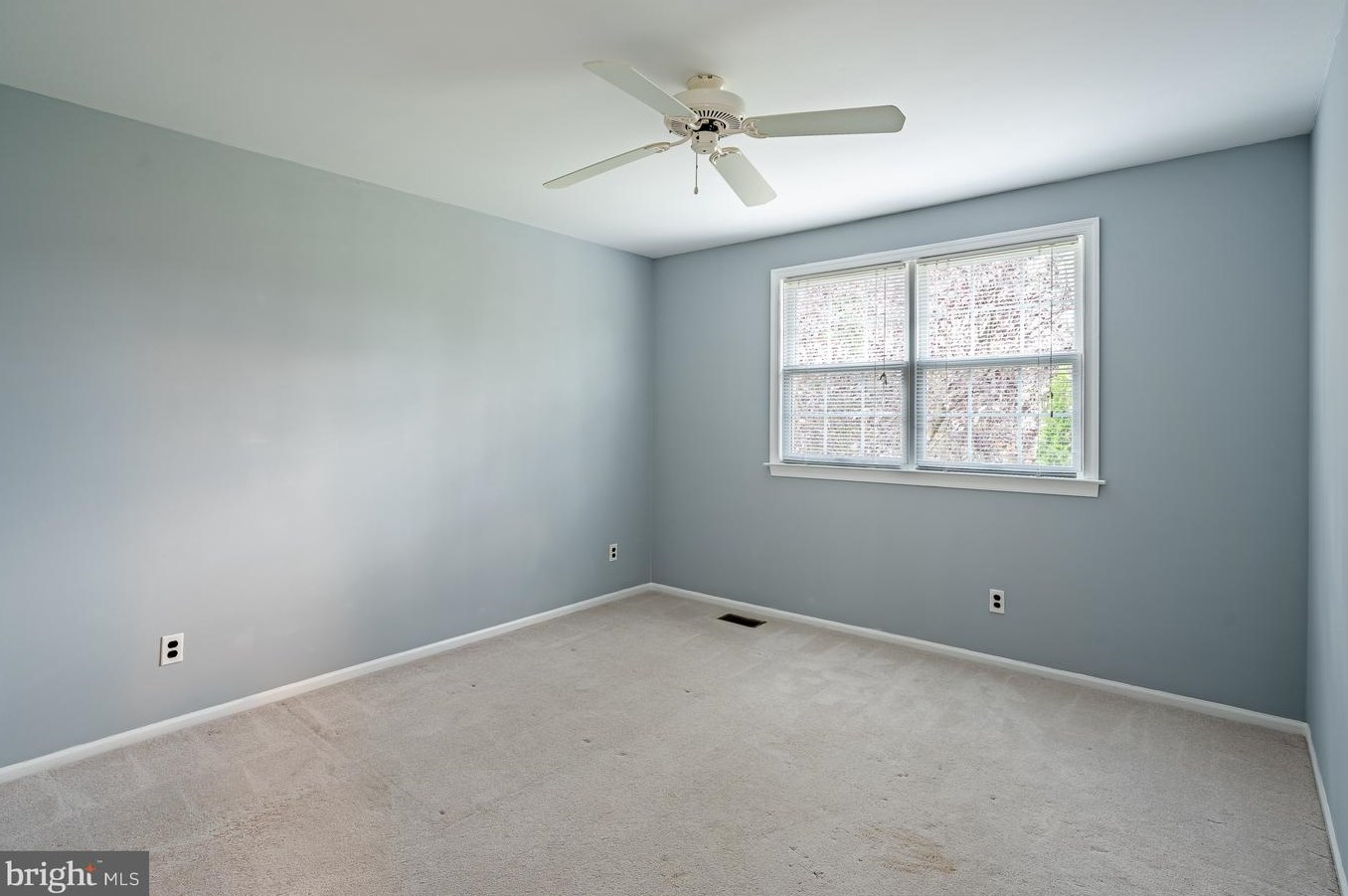 20 Staten Dr, Hockessin DE  19707-1338 exterior