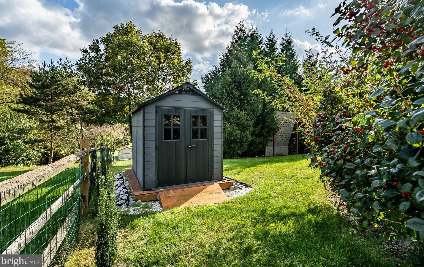 20 Staten Dr, Hockessin DE  19707-1338 exterior