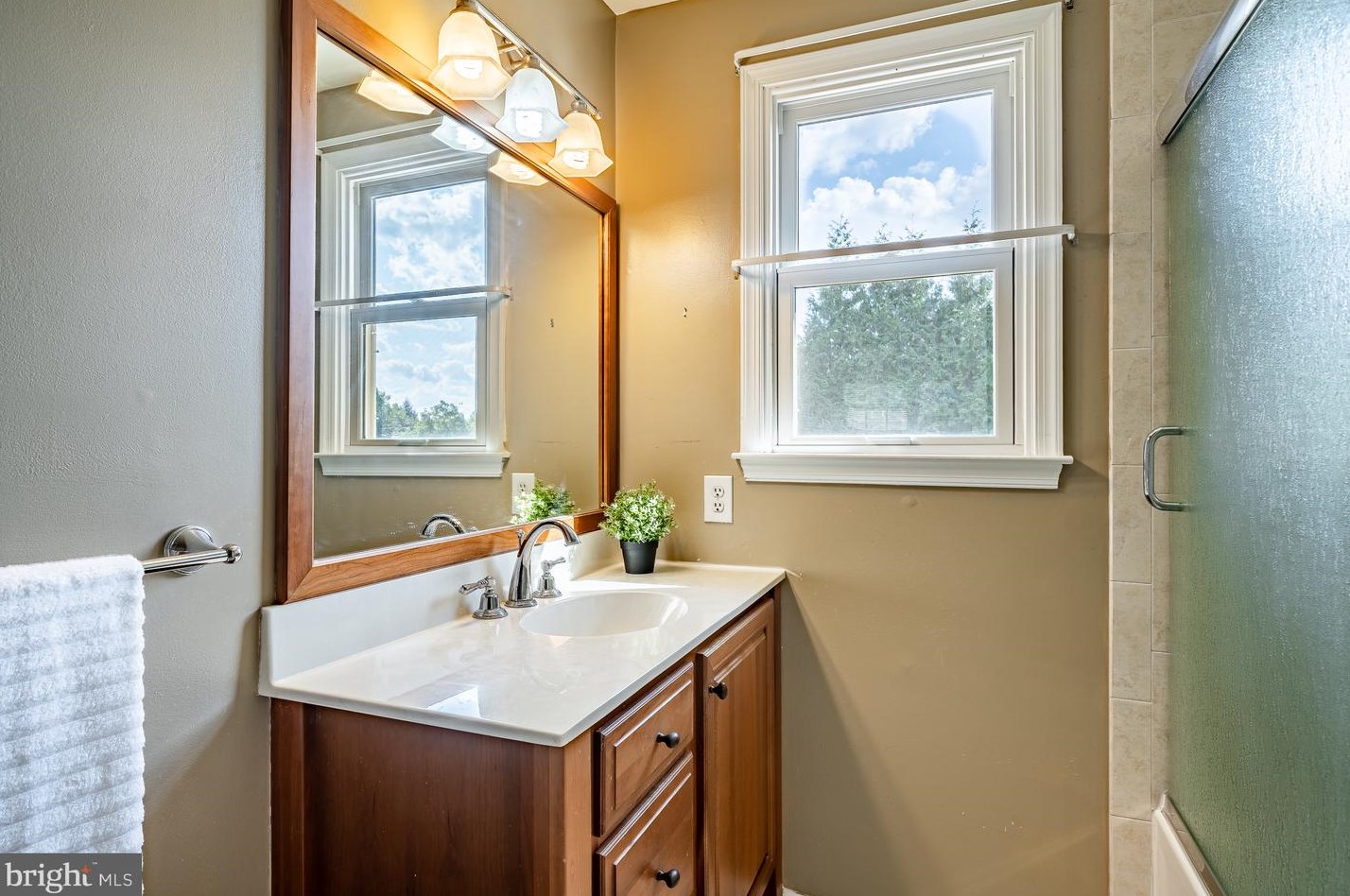 20 Staten Dr, Hockessin DE  19707-1338 exterior