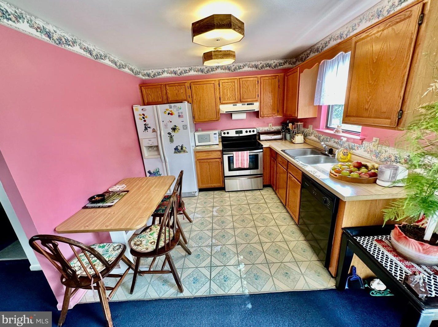 174 Melodic Dr, Newark DE 19713-1910 exterior