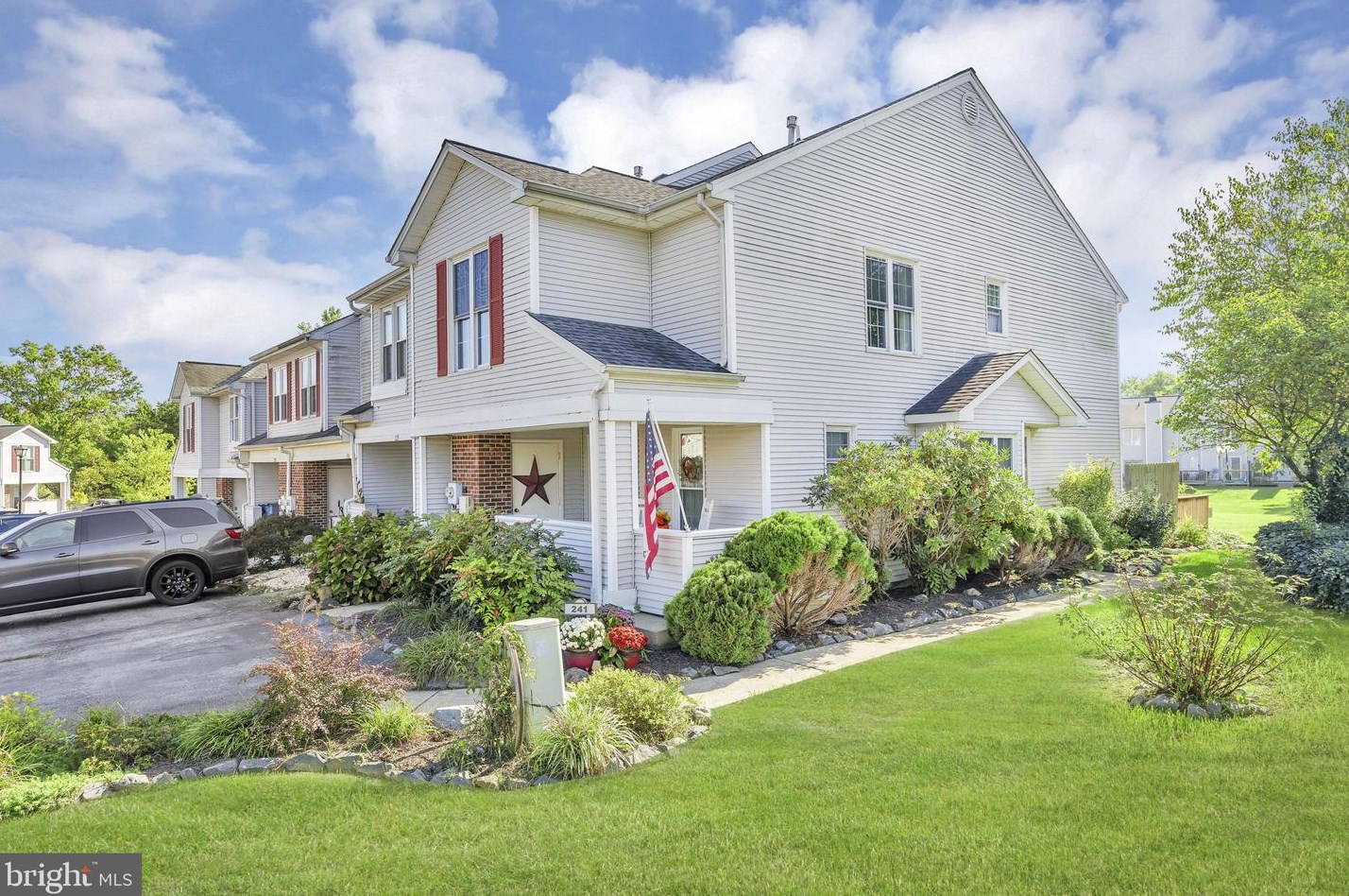 241 Lake Arrowhead Cir, Bear, DE 19701-1797