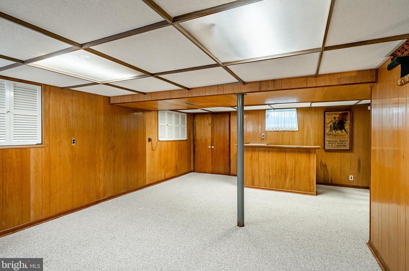 7 Kitty Ln, Newark DE 19713-2357 exterior