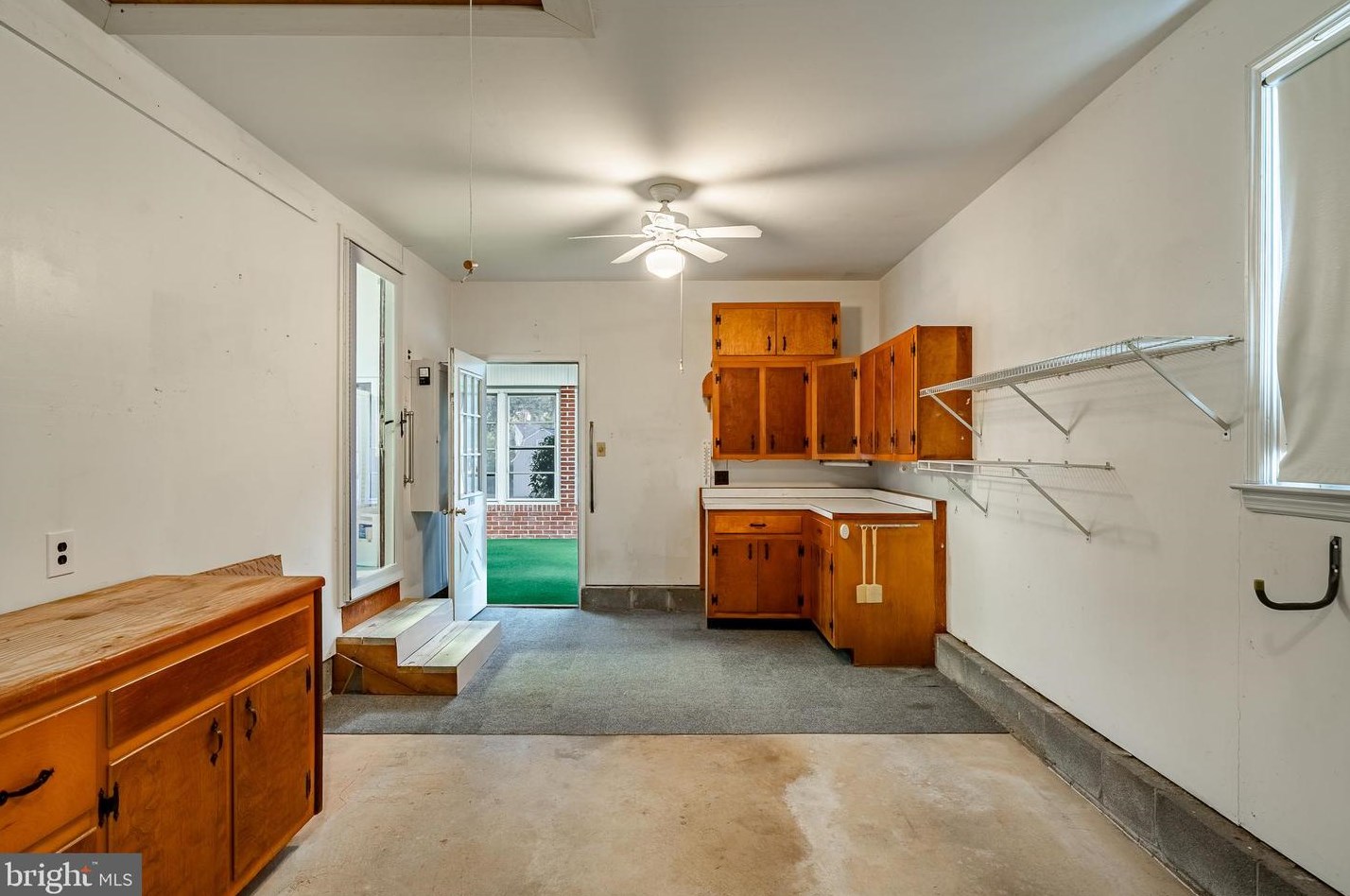 7 Kitty Ln, Newark DE 19713-2357 exterior