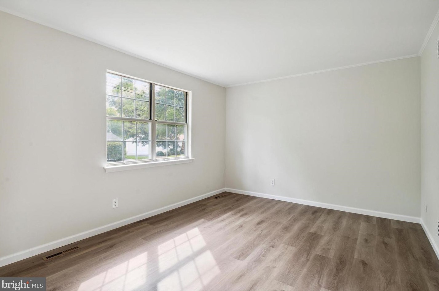 117 Rose Cir, Newark, DE 19711-4737