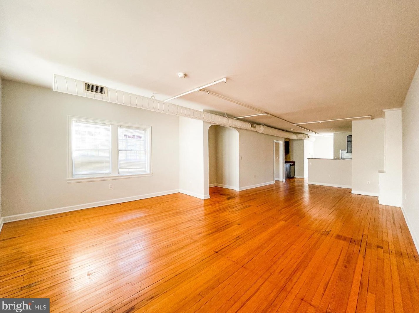 222 W 9th St #301, Wilmington, DE 19801