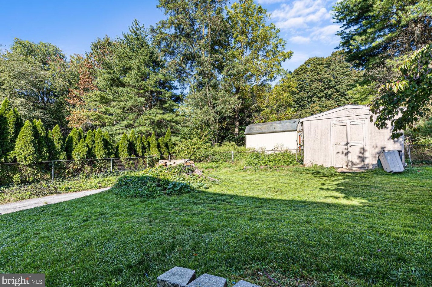 1022 Valley Rd, Hockessin, DE 19707