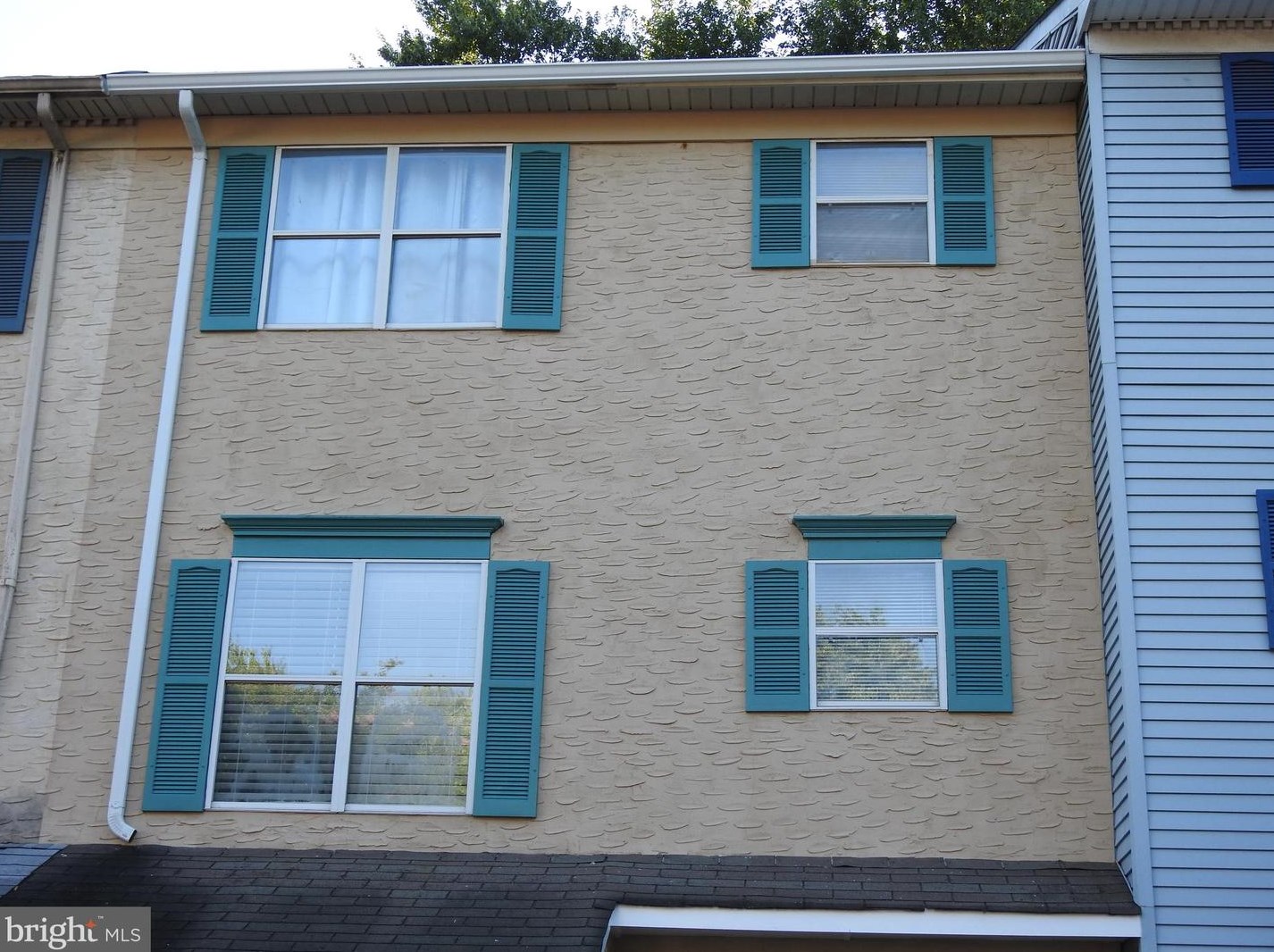 5121 W Woodmill Dr, Wilmington, DE 19808