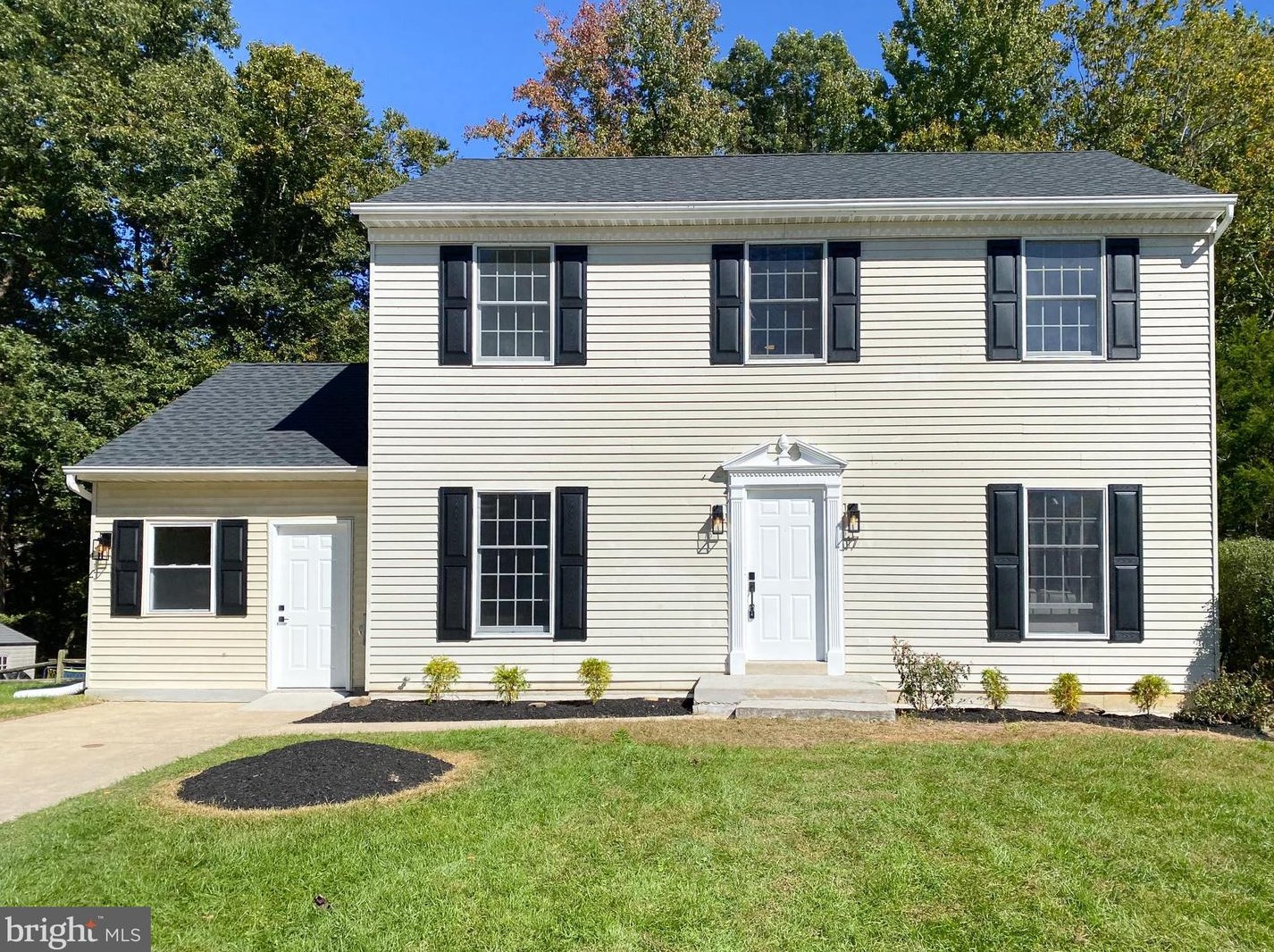 17 Gloucester Ct, Newark, DE 19702-4216