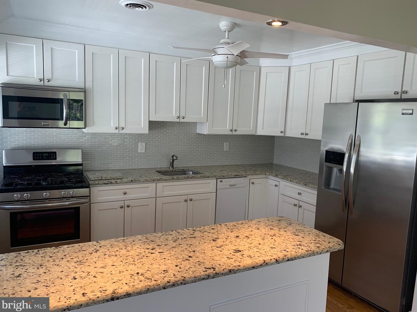 2307 W 12th St #2, Wilmington, DE 19805