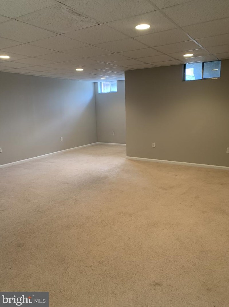 140 Darling St, Newark DE  19702-3759 exterior