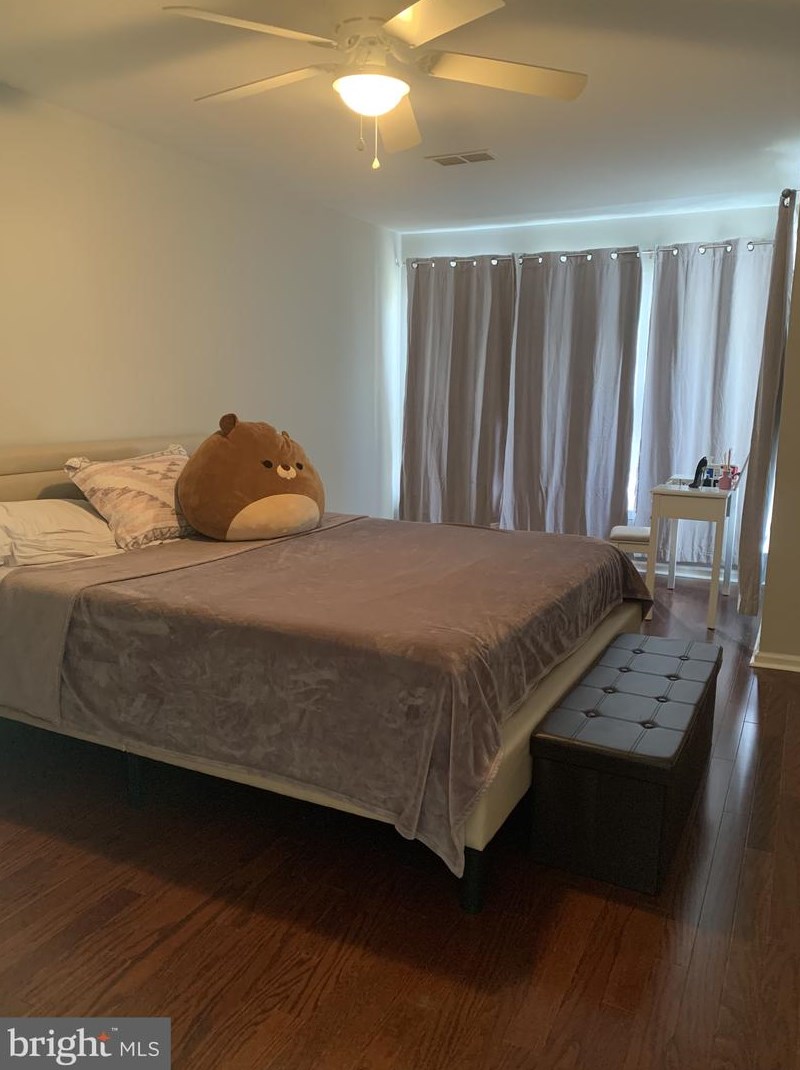 140 Darling St, Newark DE  19702-3759 exterior