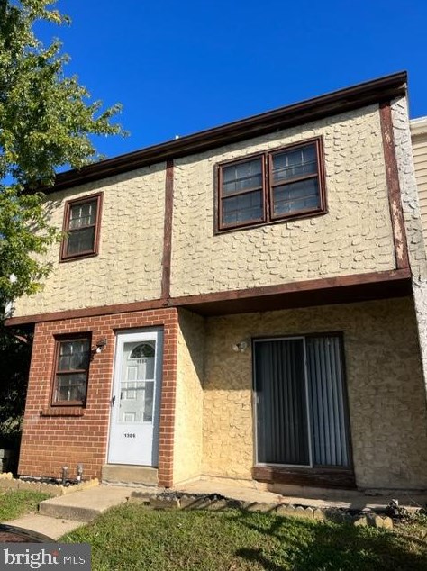 1506 Barnaby St, Newark, DE 19702-1511