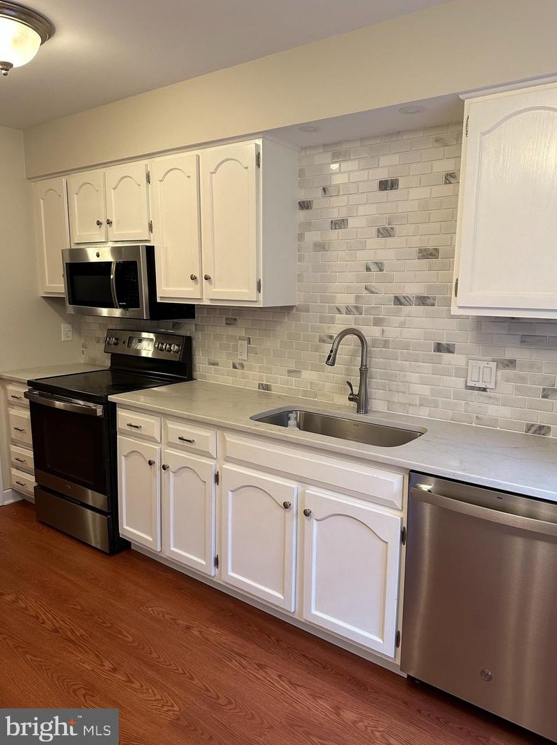 847 Stockbridge Dr, Hockessin, DE 19707