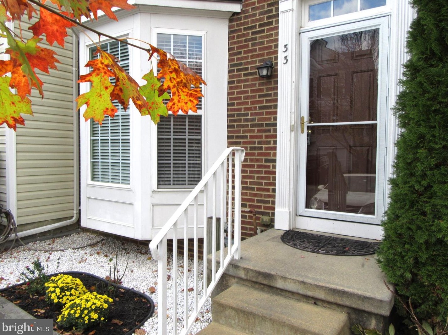 33 Glennwood Dr, Newark DE  19702-3769 exterior