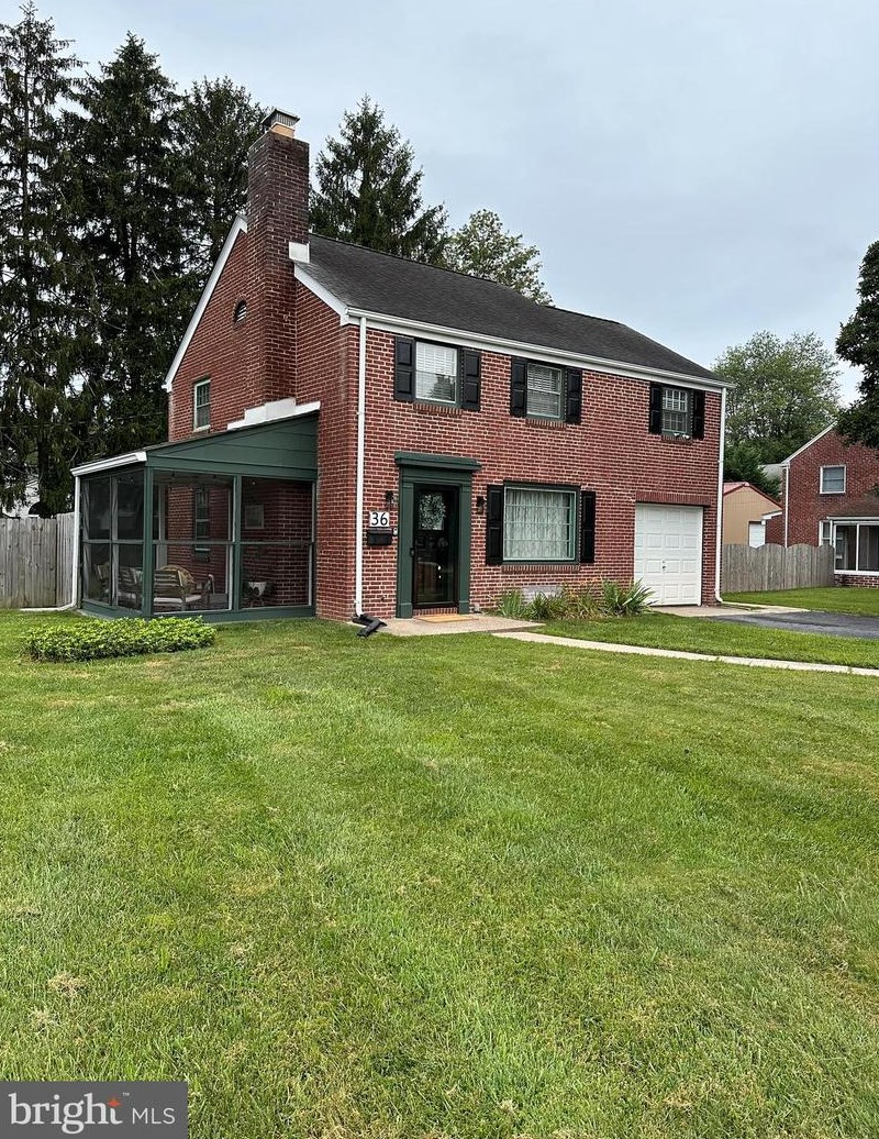 36 Landers Ln, New Castle, DE 19720