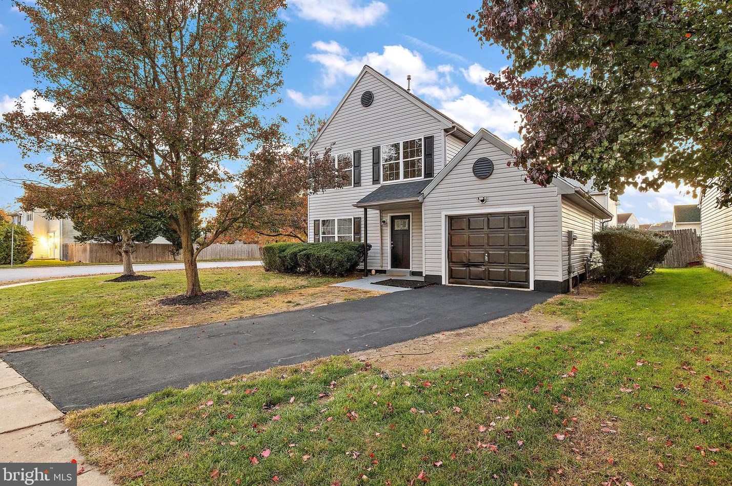 102 N Katrin Cir, New Castle, DE 19720