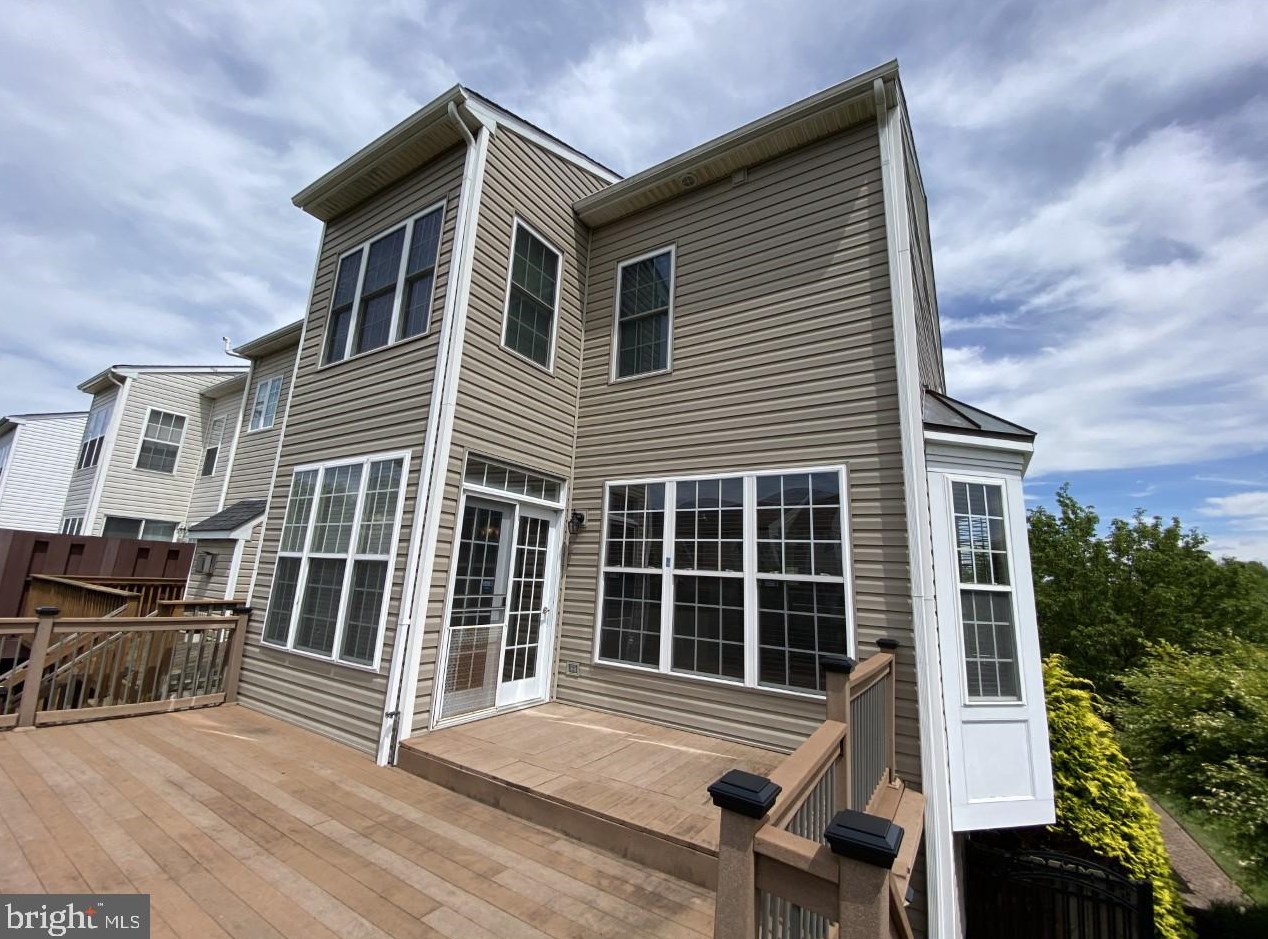 610 Seabury Dr, Wilmington, DE 19810