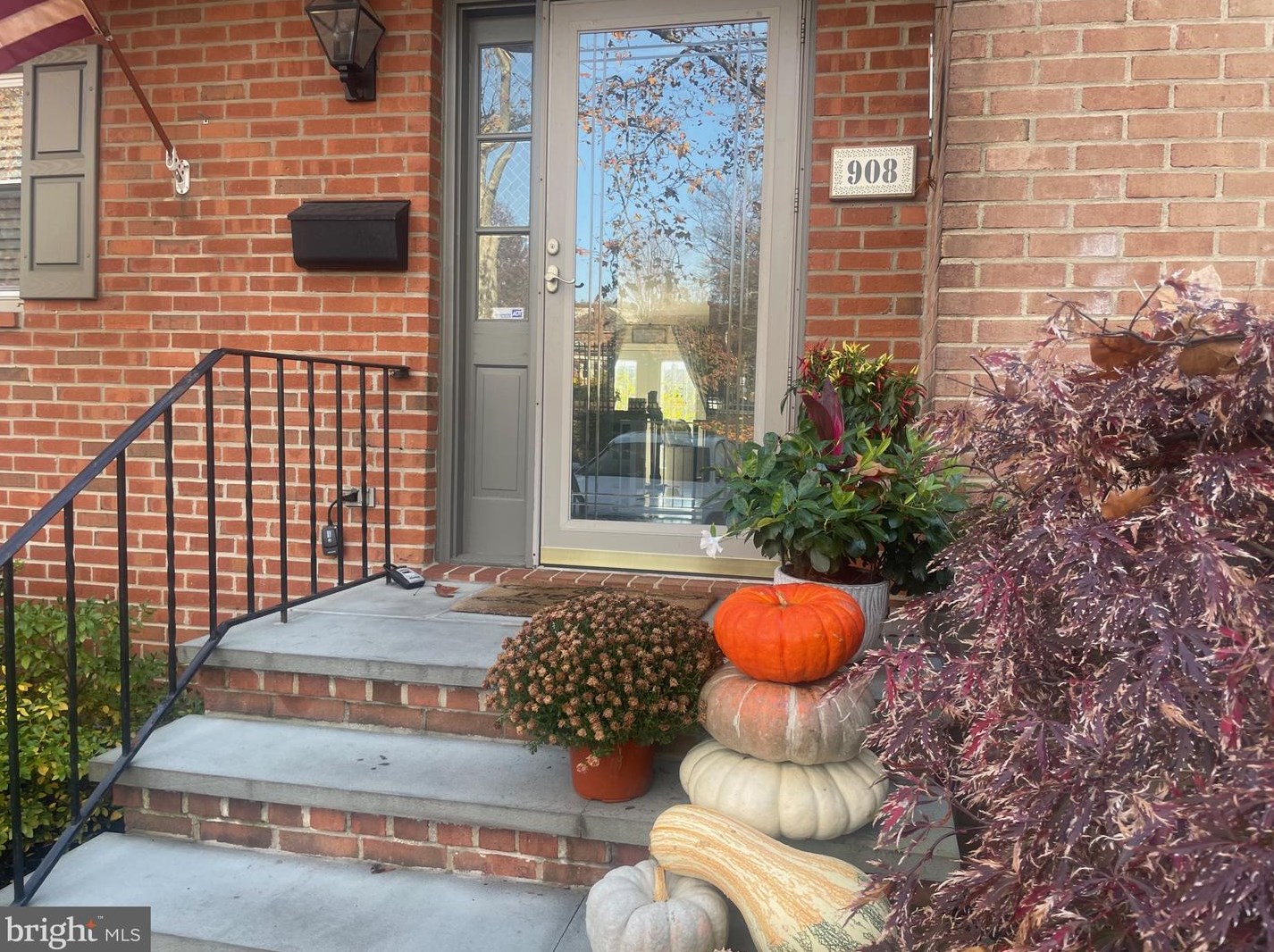 908 N Bancroft Pkwy, Wilmington, DE 19805