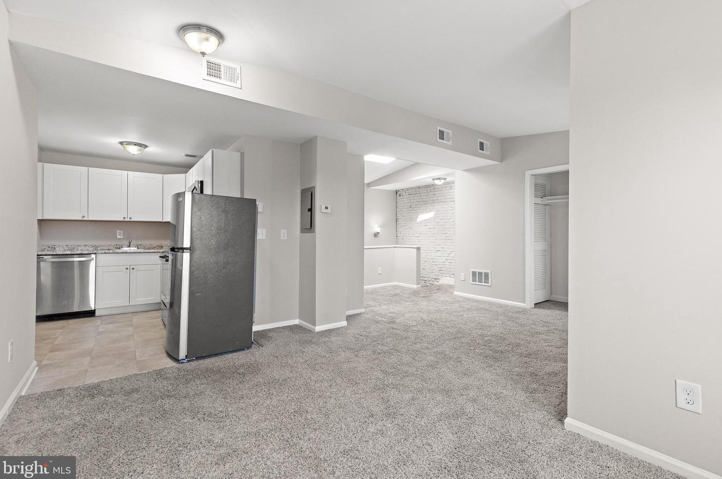 827 N Jackson St #3, Wilmington, DE 19806