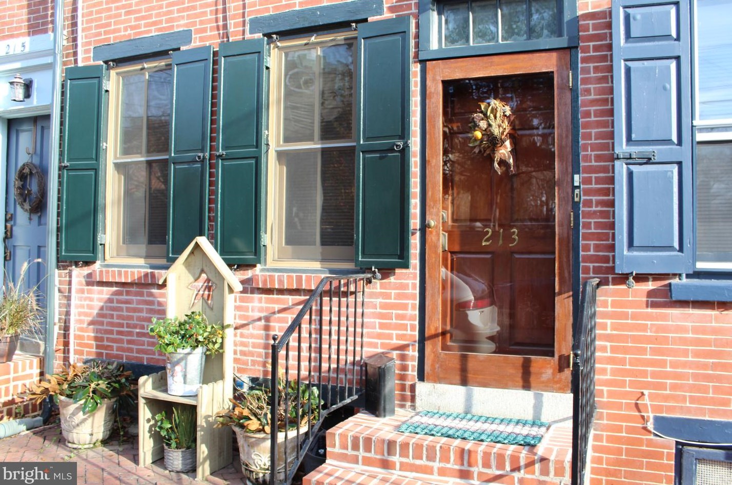 213 Harmony St, New Castle, DE 19720-4819