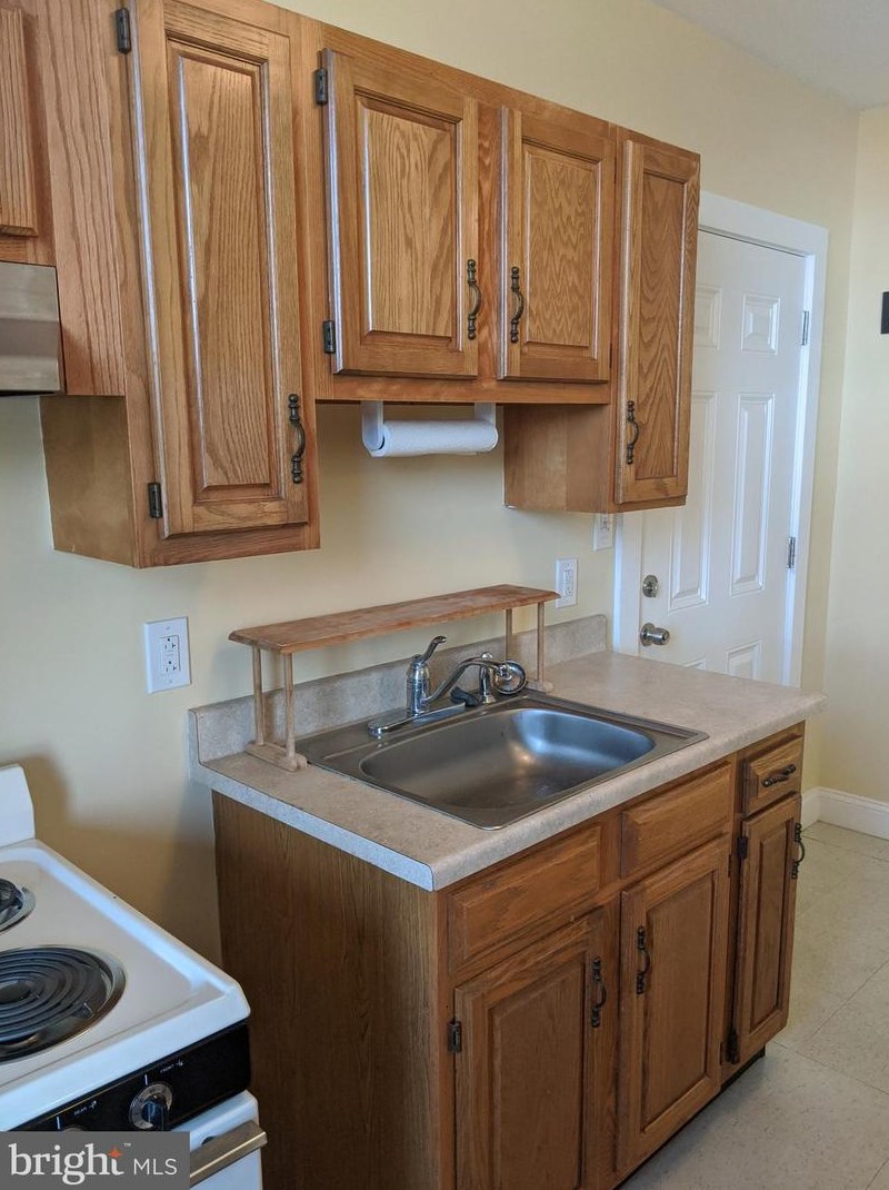 23 W Main St #b, Middletown, DE 19709
