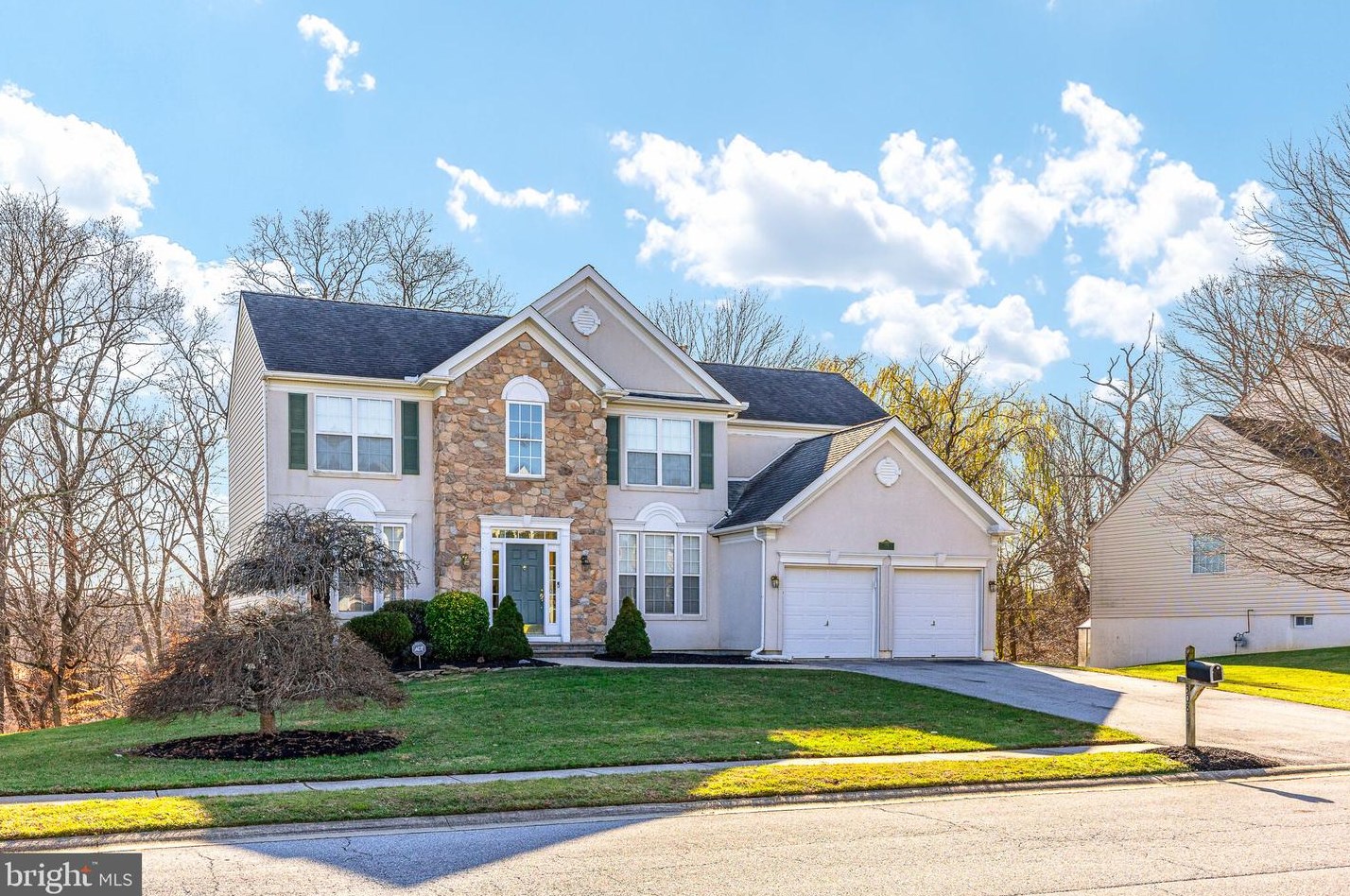 308 Mourning Dove Dr, Newark, DE 19711-4120