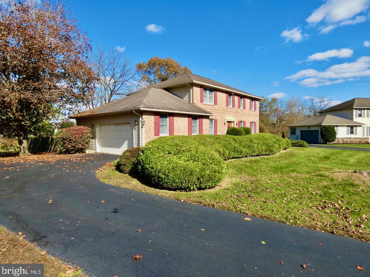50 Robin Ct, Hockessin, DE 19707-1142