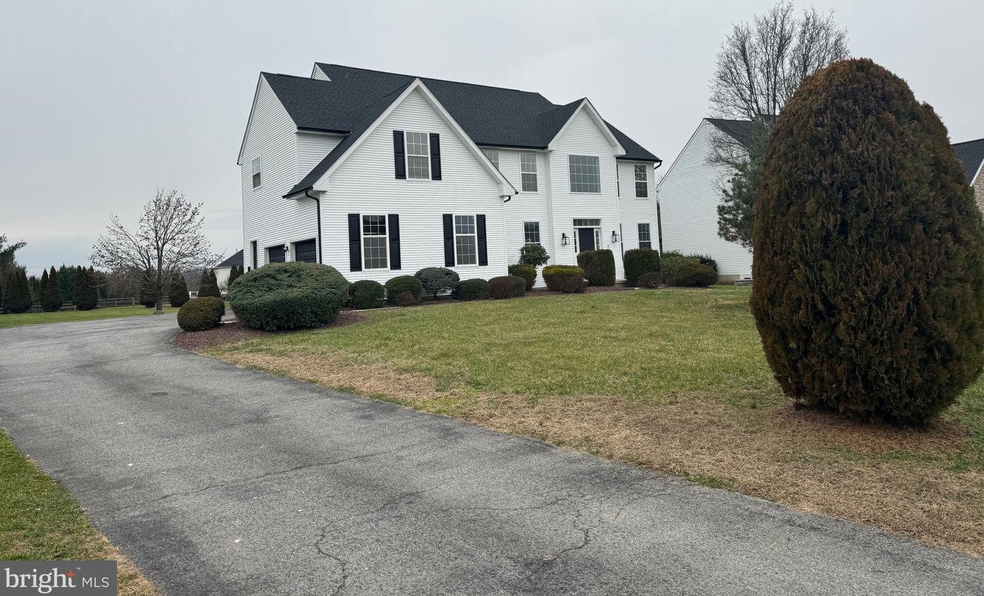 324 Clayton Manor Dr, Middletown, DE 19709