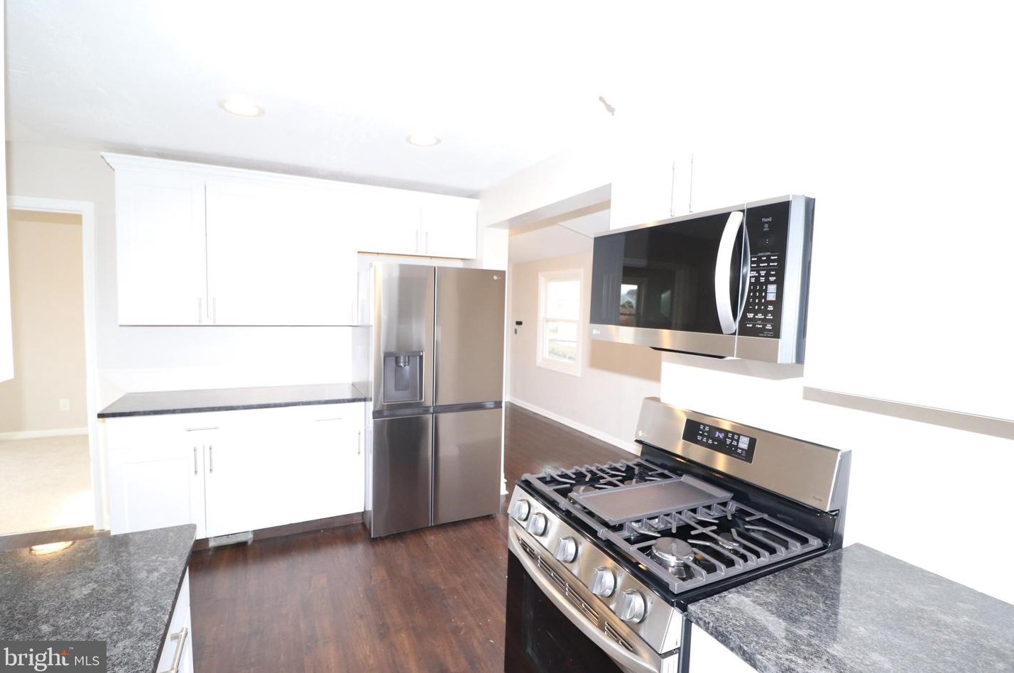 28 Chelwynne Rd, New Castle DE 19720-3516 exterior