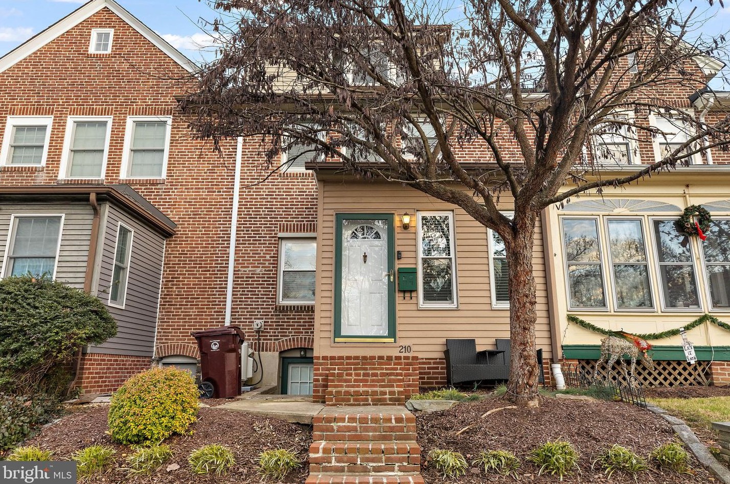 210 S Bancroft Pkwy, Wilmington, DE 19805