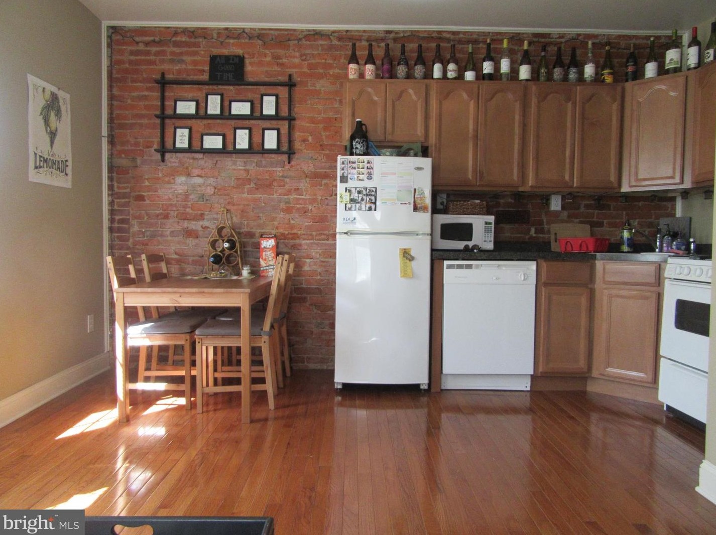 224 W 14th St #4, Wilmington, DE 19801