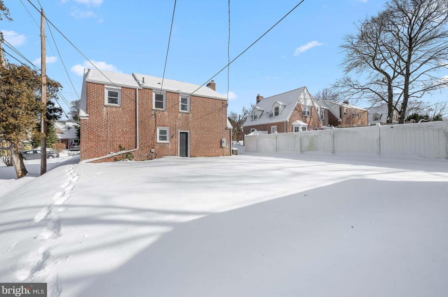 32 Stuyvesant Dr, Wilmington DE  19809-3434 exterior