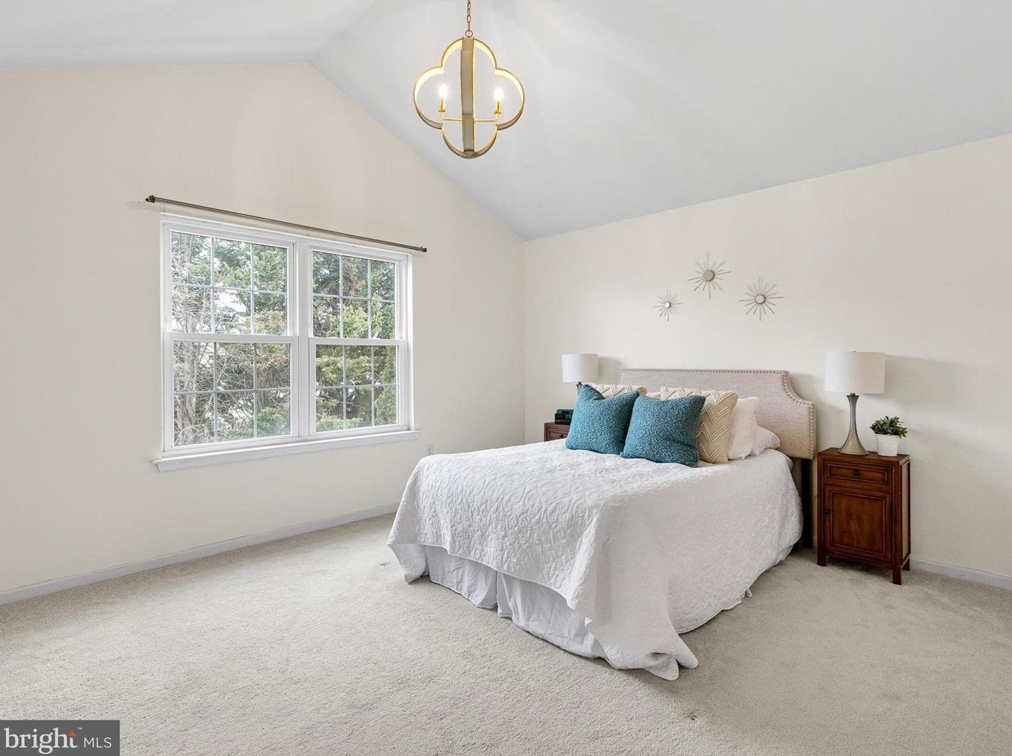 11 Kerrin Rd, Bear, DE 19701