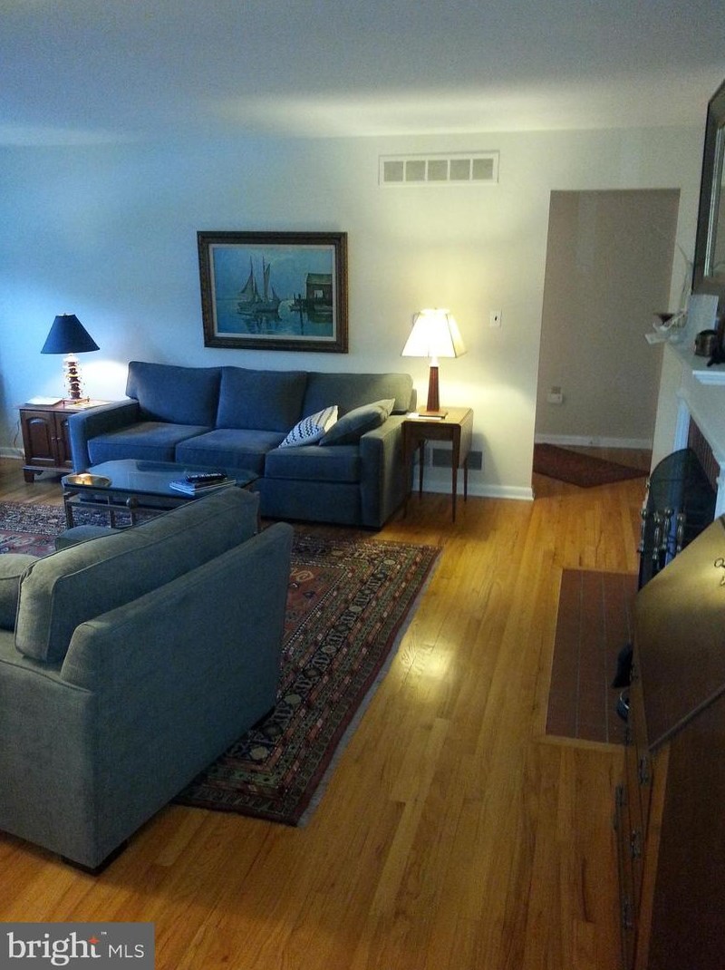 106 Jayson Rd, Wilmington, DE 19803