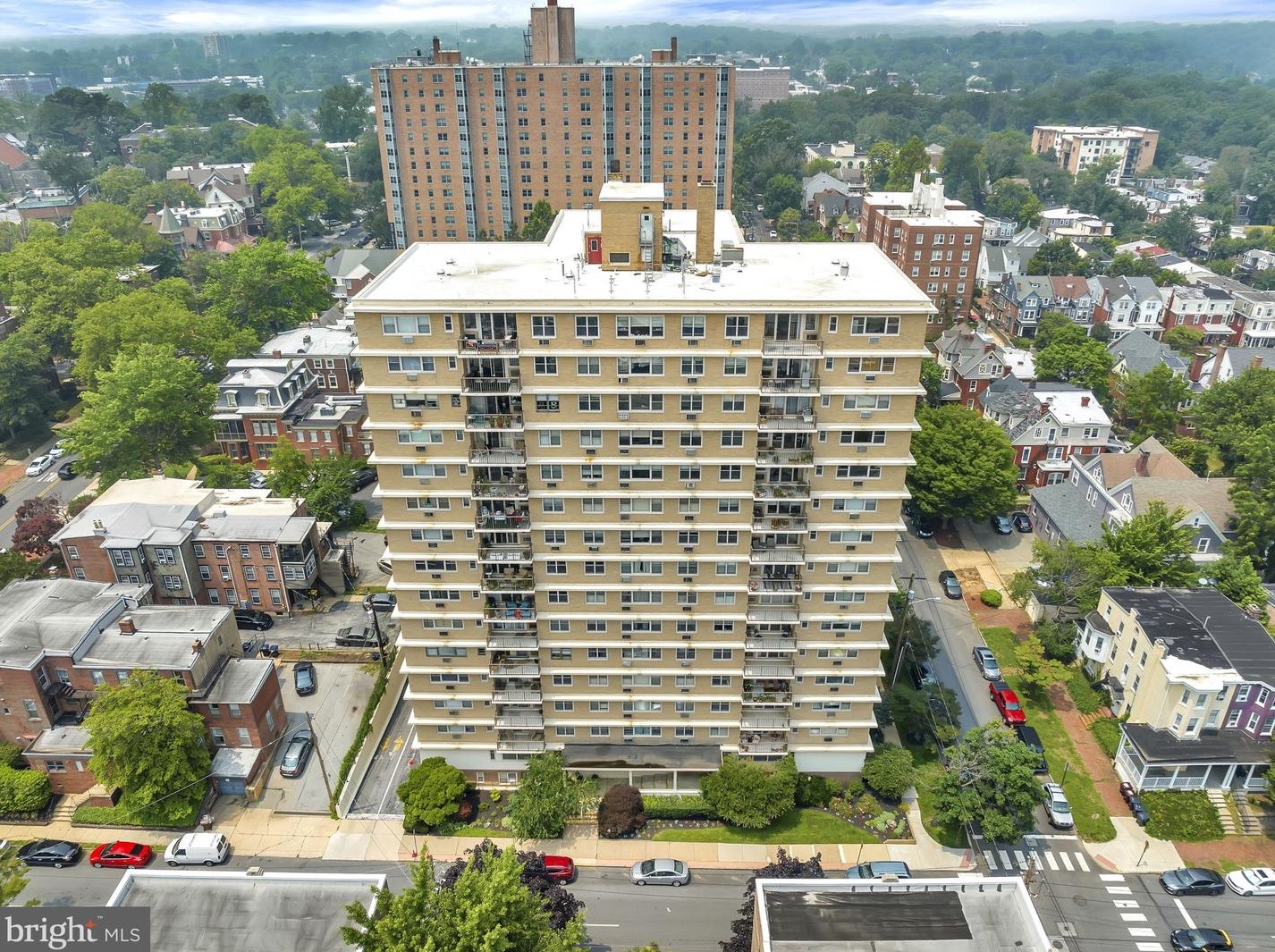 1301 Harrison St, Wilmington DE  19806-3128 exterior